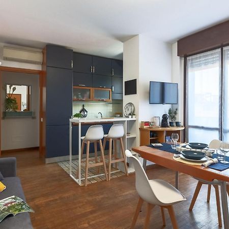 Casa Di Adele, Bilocale Con Wifi E Smart Tv Lägenhet Monza Exteriör bild