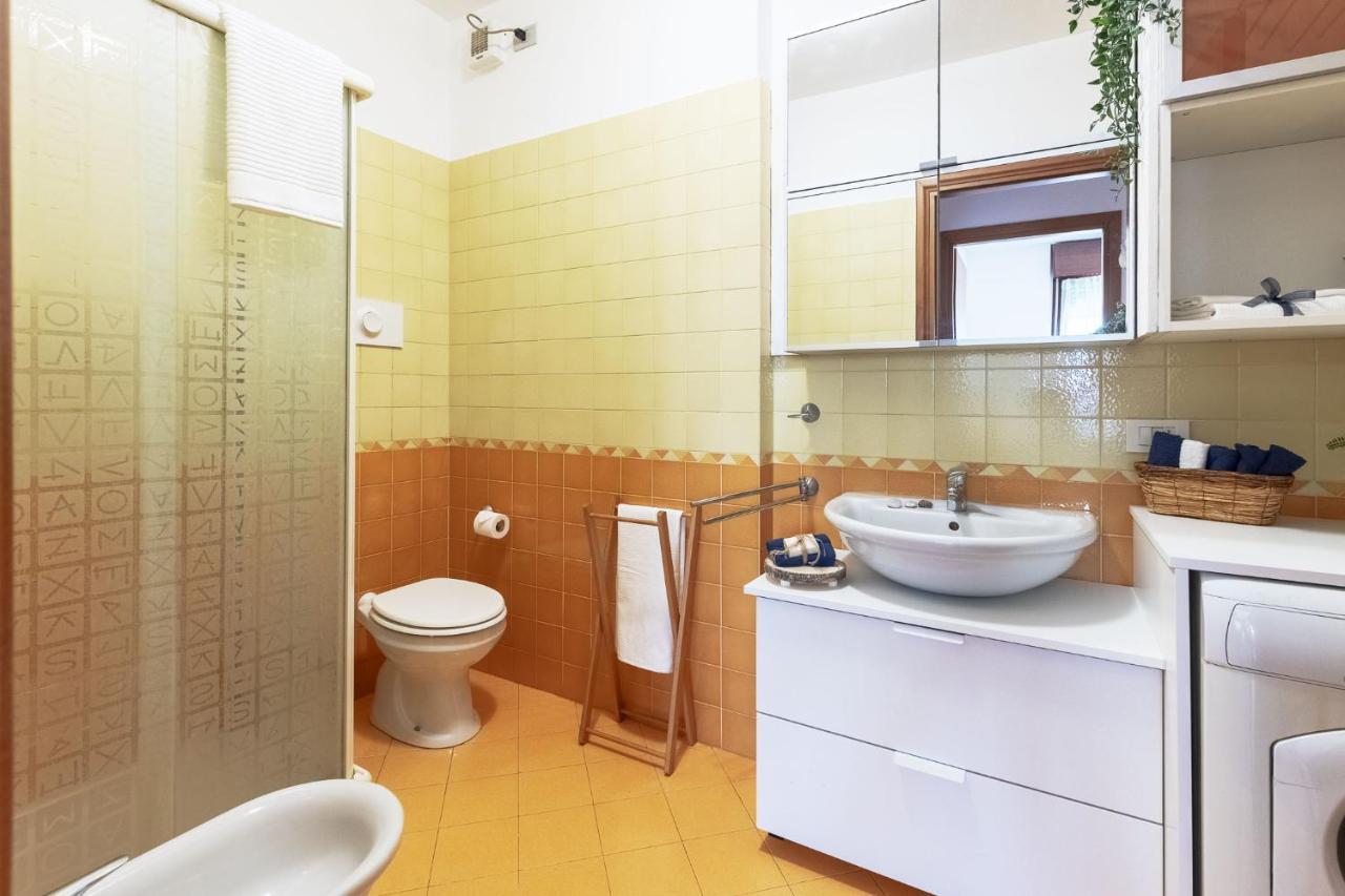 Casa Di Adele, Bilocale Con Wifi E Smart Tv Lägenhet Monza Exteriör bild