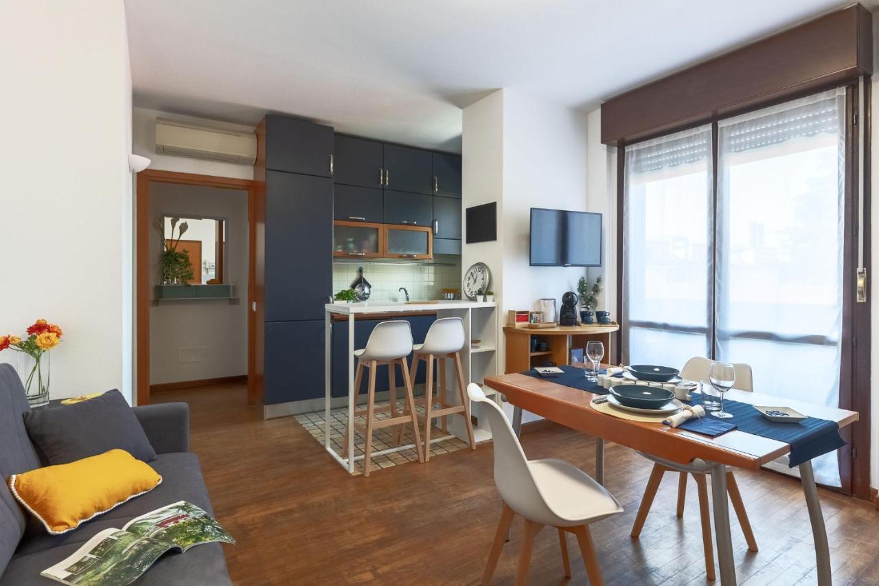 Casa Di Adele, Bilocale Con Wifi E Smart Tv Lägenhet Monza Exteriör bild